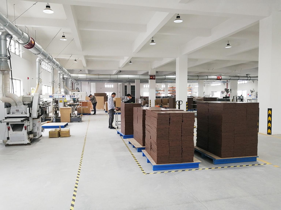 優尼科斯居家辦公用品需求量增大，訂單暴增